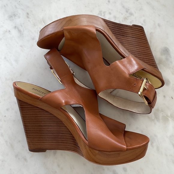 MICHAEL Michael Kors Brown Leather Josephine Wedge Sandals Size 9 - Picture 5 of 7